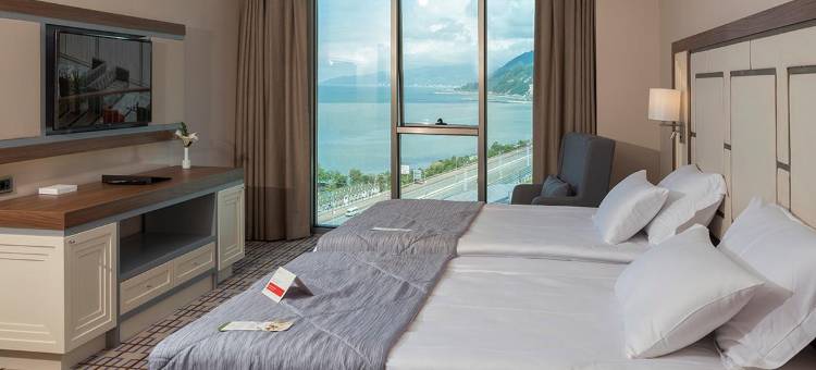 里泽温德姆华美达广场酒店(Ramada Plaza by Wyndham Rize)图片