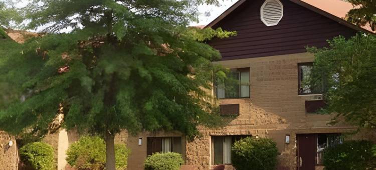 温德姆法明顿贝蒙特酒店(Baymont Inn and Suites by Wyndham Farmington, MO)图片