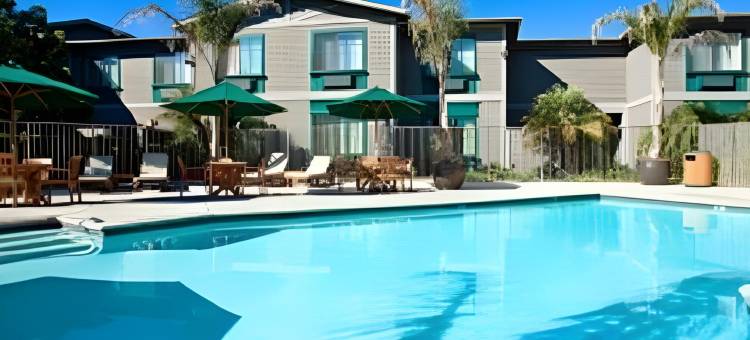 智选假日套房酒店卡宾特里拉的(Holiday Inn Express & Suites Carpinteria)图片