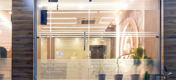 Super Townhouse Oak Bulbuli Neer图片