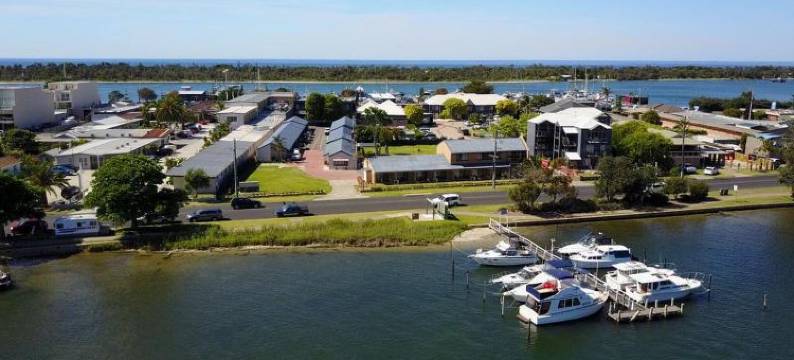 湖畔海滨汽车旅馆(Lakeside Motel Waterfront)图片