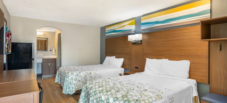 红屋顶家乡工作室兰开斯特(HomeTowne Studios Lancaster)图片