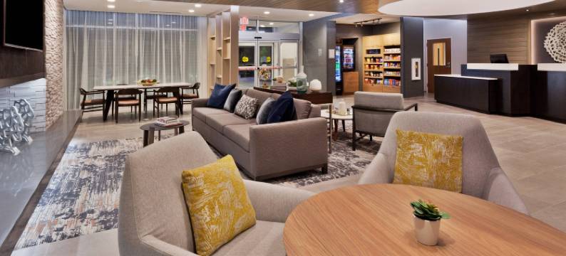 伯明翰科洛纳德-格兰德维尤万枫套房酒店(Fairfield Inn & Suites Birmingham Colonnade/Grandview)图片