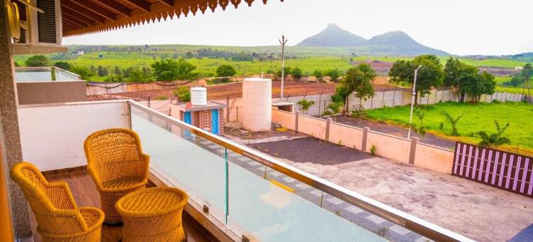 位于马托里的4卧室别墅-3500平方米|带5个独立浴室(Patil Luxuries Villa in Nashik 4 Bedroom with pool)图片