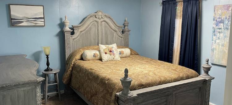 2 bdrm, sleeps 7 apartment. Pet friendly. Pool onsite. Outdoor grill. Hazard, KY图片