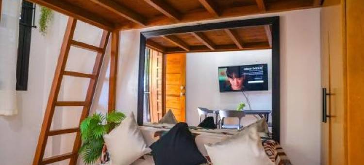 Cozy LoftBed Wi-fi Netflx Ligao Natl Rd W Parking Rm 308 3F图片