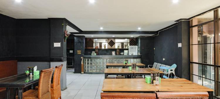红多兹Plus酒店-近雅加达RSCM(RedDoorz Plus Near Rscm Jakarta)图片