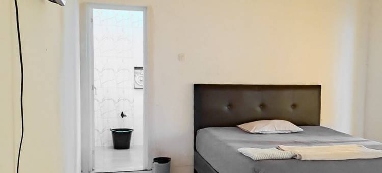 哥打莫巴古家庭穆斯林红多兹民宿(RedDoorz @ Family Syariah Homestay Kotamobagu)图片