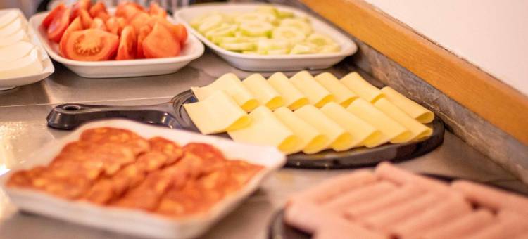 阿露比雅格兰德彭沙住宅酒店(Grande Pensão Residencial Alcobia)图片