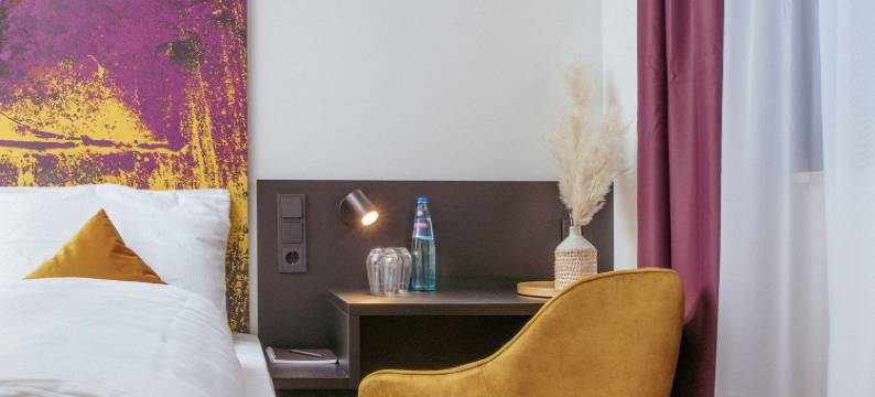 桑贝亚(Sombea)图片