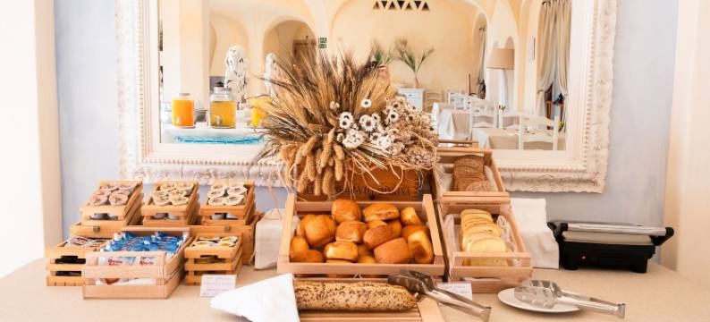 莫玛卡尼焦内酒店(Moma Hotel Cannigione)图片