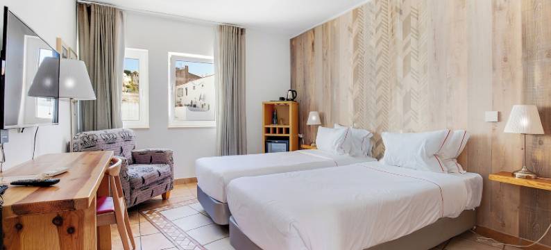 卡武埃鲁广场酒店(Hotel Carvoeiro Plaza)图片