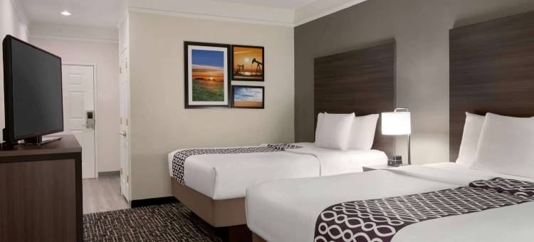 朗维尤南I-20拉昆塔温德姆套房酒店(La Quinta Inn & Suites by Wyndham I-20 Longview South)图片