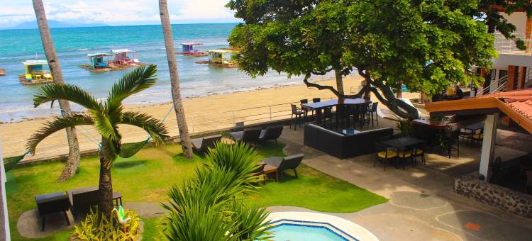 珊瑚海滩俱乐部酒店(The Coral Beach Club)图片