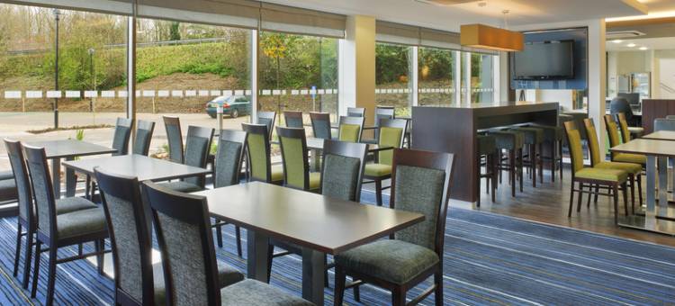 剑桥南达克斯福德酒店 M11 10号交叉口(The Duxford Hotel Cambridge South M11 Jct 10)图片