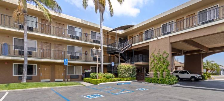 阿纳海姆梅因盖特品质套房酒店(Quality Inn & Suites Anaheim Maingate)图片