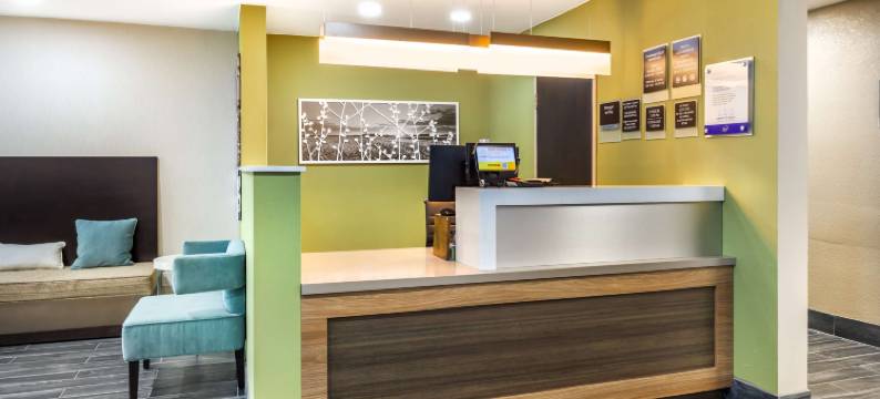 舒眠旅馆及套房萨莱纳I-135(Sleep Inn & Suites Salina I-135)图片