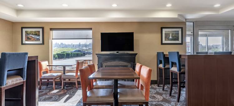 特劳特代尔-波特兰东舒适酒店(Comfort Inn Troutdale-Portland East)图片