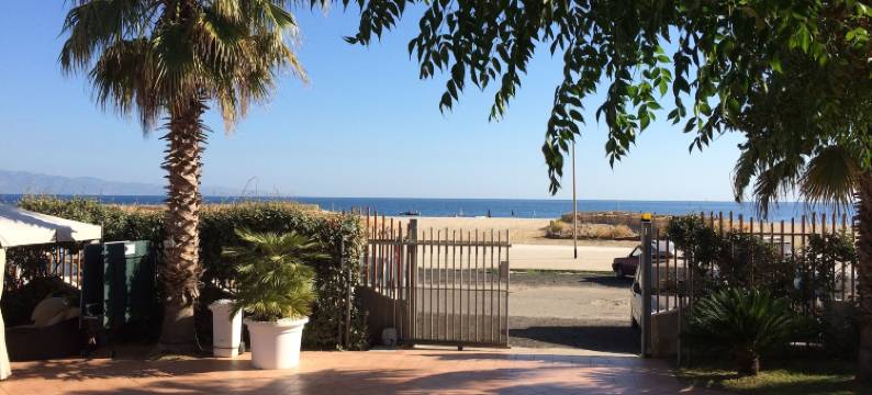 拉维拉酒店(Hotel la Villa)图片