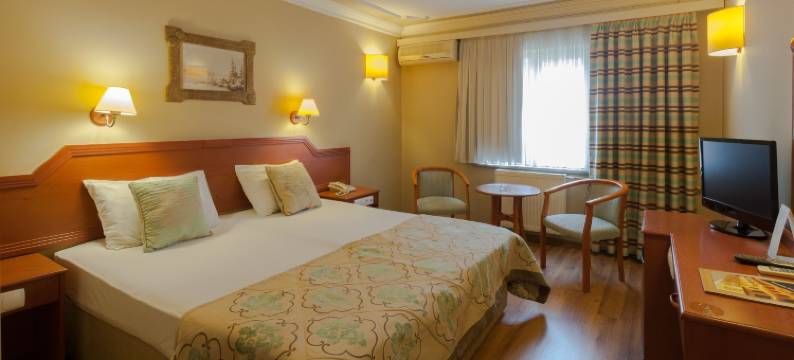 布伊泽尔特莫酒店(Boyuguzel Termal Hotel)图片