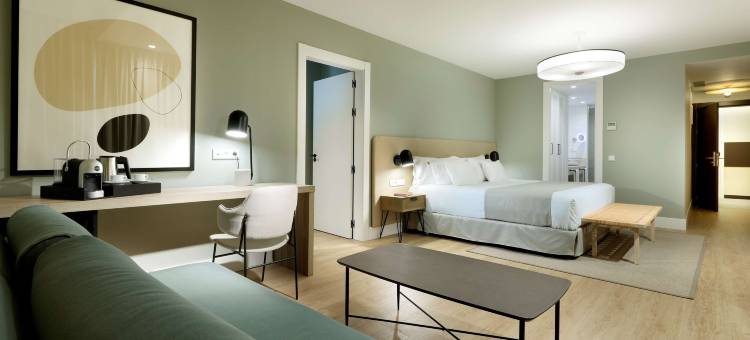 巴塞罗奥维耶多塞万提斯(Barceló Oviedo Cervantes)图片