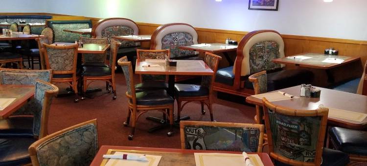 密尔沃基机场酒店(Travelodge by Wyndham Milwaukee)图片