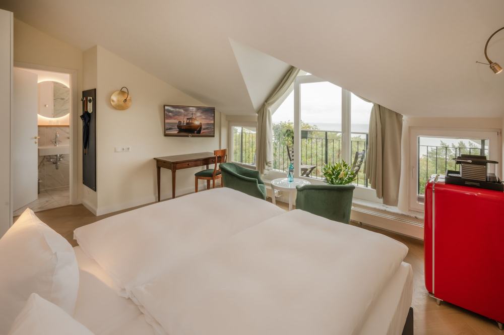 Strandhotel Heringsdorf Mit Soleaußenpool 30 Grad Over view