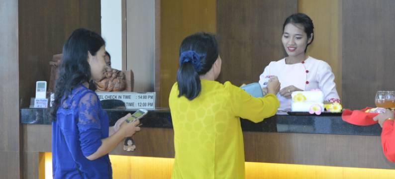 铭佳拉西里酒店(Mingalar Thiri Hotel)图片