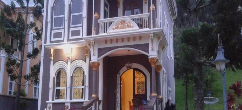 库塔花朵蒲公英别墅酒店(Villa Kota Bunga Dandelion)图片