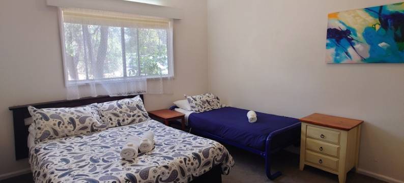 顶湖假日单元旅馆(Top of the Lake Holiday Units)图片