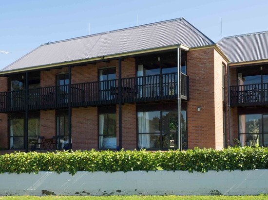 杜沃谢勒海滨汽车旅馆