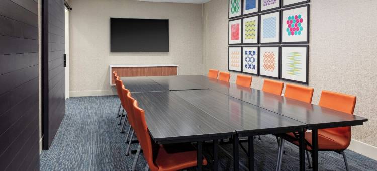 西威尔明顿医疗园区智选假日套房酒店(Holiday Inn Express & Suites Wilmington West - Medical Park)图片