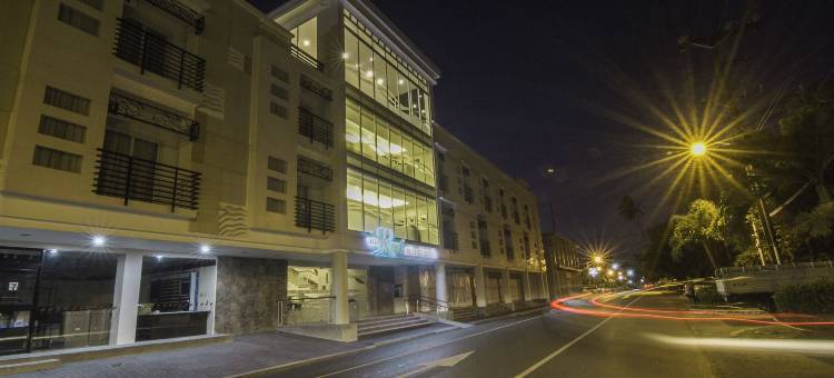 暗礁公寓酒店(The Reef Hotel and Residences)图片