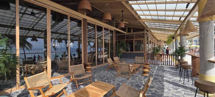 椰林村海滩度假村(Cocohut Beach Resort)图片