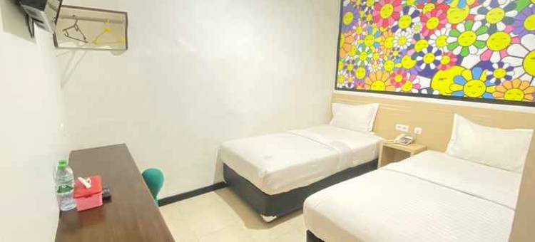 NITE & DAY 美拉威南加皮诺(Nite & Day Melawi Nangapinoh)图片