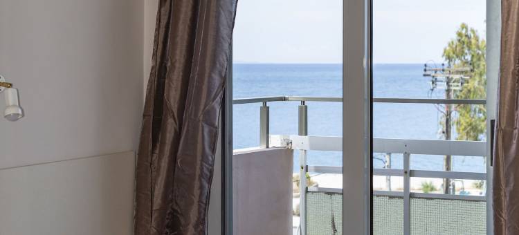 佩特雷斯德尔菲尼酒店(Delfini Hotel)图片