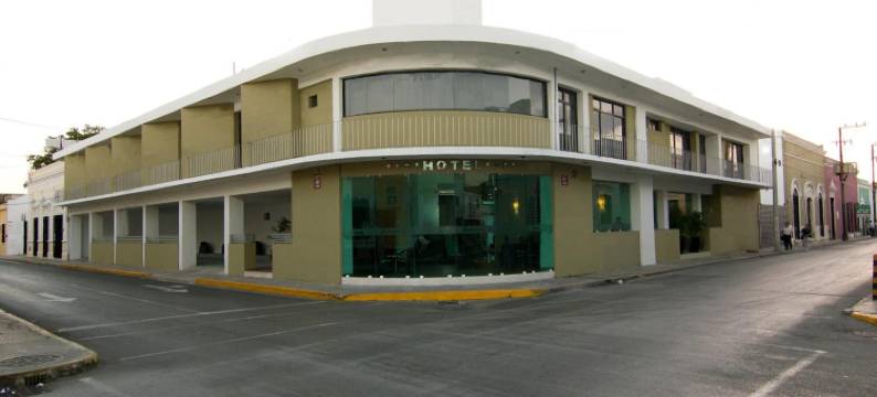 佐卡罗青年旅馆(Hotel Embajadores)图片