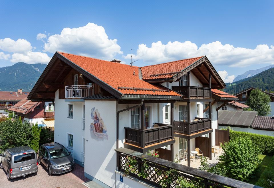 Hotel Rheinischer HofOver view