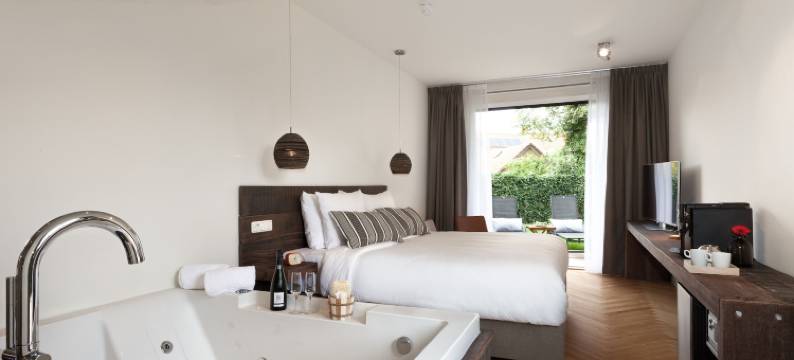 凡赫克伦酒店(Van Heeckeren Hotel)图片