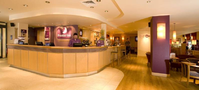 贝尔法斯特市中心阿尔弗雷德街优品迎酒店(Premier Inn Belfast City Centre Alfred Street)图片