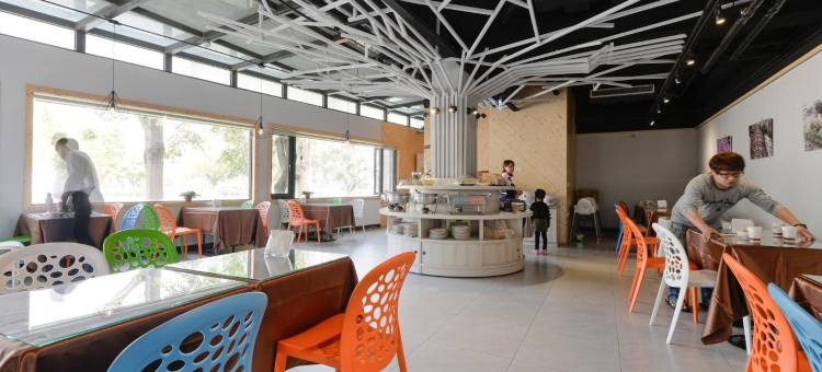 高雄R7环保商旅图片