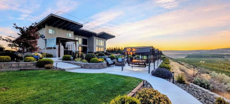 孤点酒窖酒店(Lone Point Cellars)图片