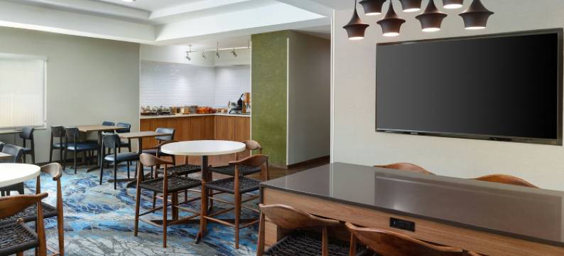 北查尔斯顿/大学区万枫酒店及套房(Fairfield Inn & Suites Charleston North/University Area)图片