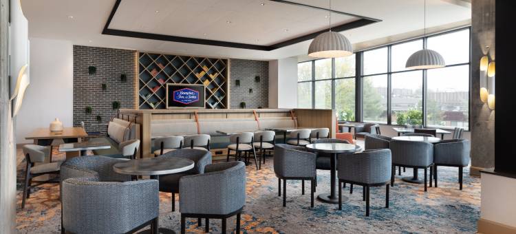 马萨诸塞波士顿沃特敦欢朋套房酒店(Hampton Inn & Suites by Hilton Watertown Boston)图片