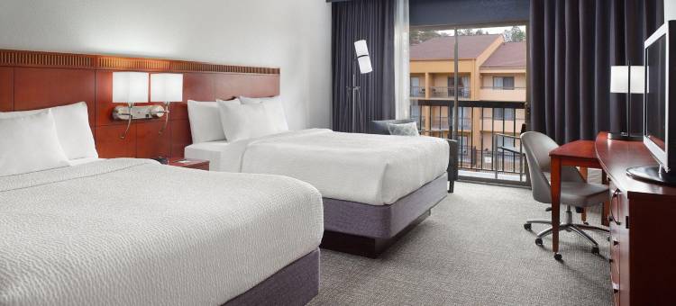 阿罗伍德万怡酒店(Courtyard Charlotte Arrowood)图片