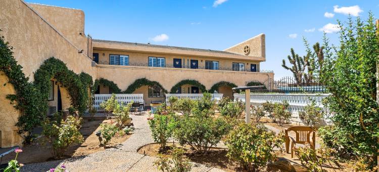 约书亚树国家公园美洲最佳价值套房酒店(Americas Best Value Inn and Suites Yucca Valley)图片