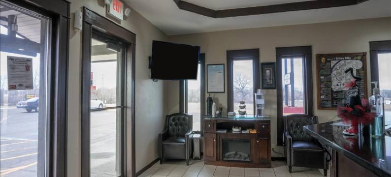 迈尔斯城速8酒店(Super 8 by Wyndham Miles City)图片