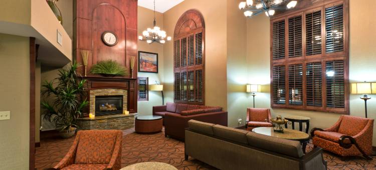 Holiday Inn Express 显示低(Holiday Inn Express Show Low)图片