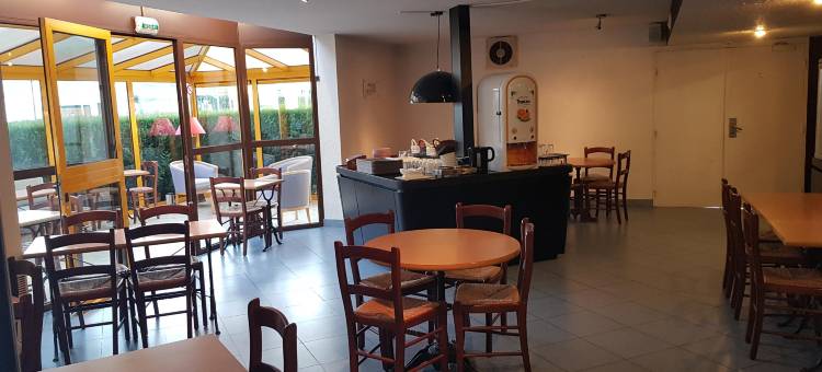 基里亚德尚蒂伊酒店(Kyriad Chantilly)图片