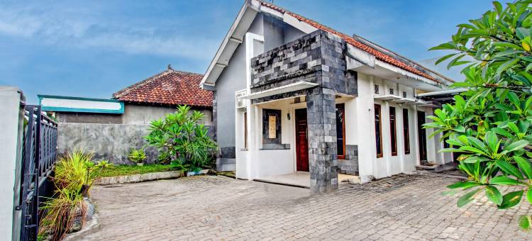 OYO 94851 瓦图伦邦 1 旅馆(OYO 94851 Watulumpang 1 Guest House)图片